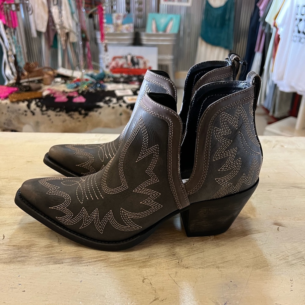 Genuine leather Myra brand